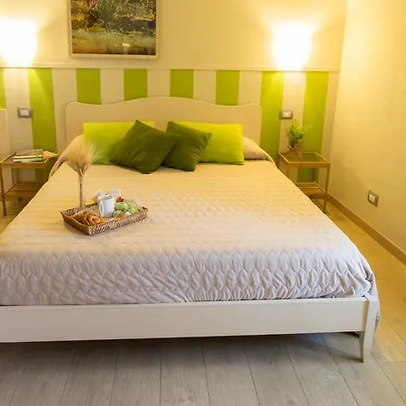Couette-café Antiche Mura 3*